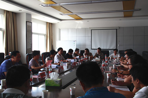 热烈欢迎省工会领导在我公司召开调研座谈会