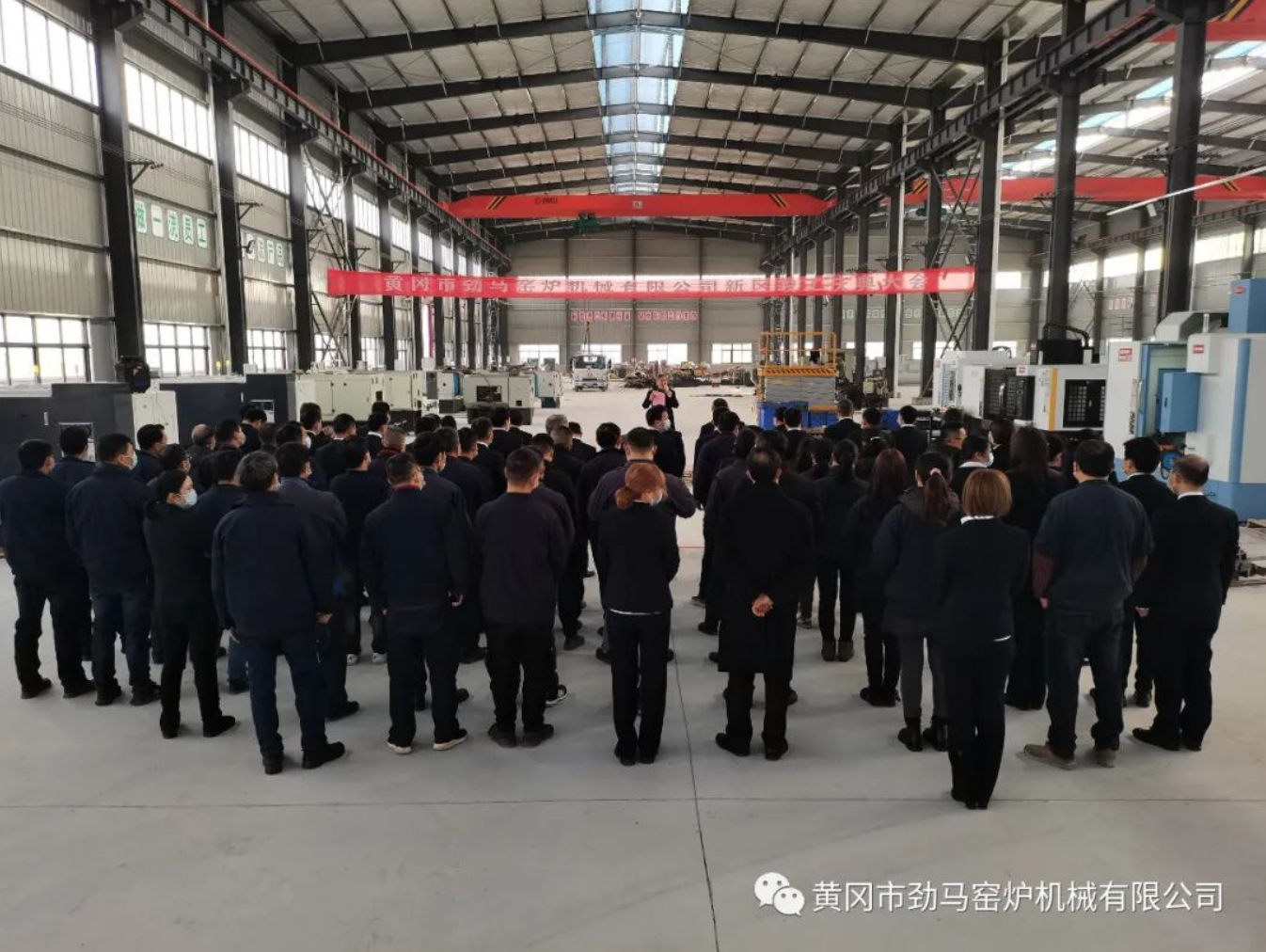 新区竣工展宏图 “劲马速度”博美名