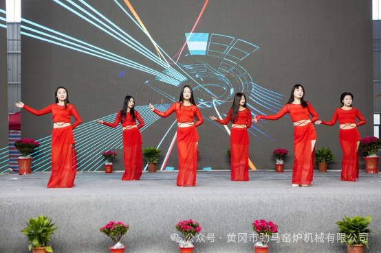 四年又重聚 劲马“团年”再上演