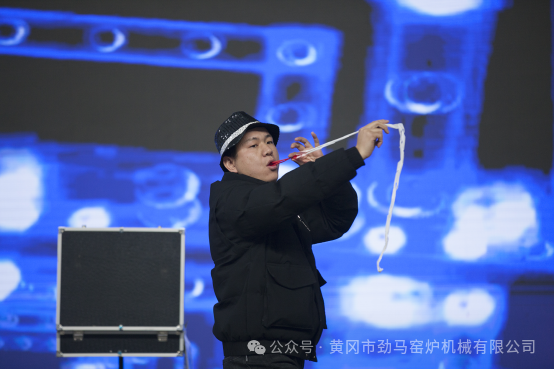 四年又重聚 劲马“团年”再上演