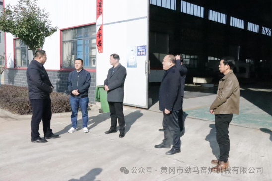 新春伊始 县长邓中麟来公司调研
